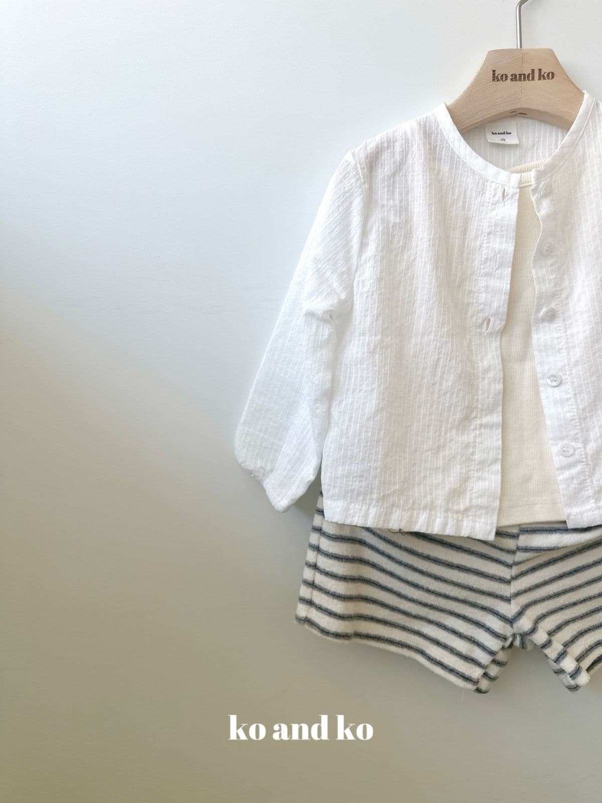 26 Summer) Co&Co Picnic Cardigan - 이미지 3