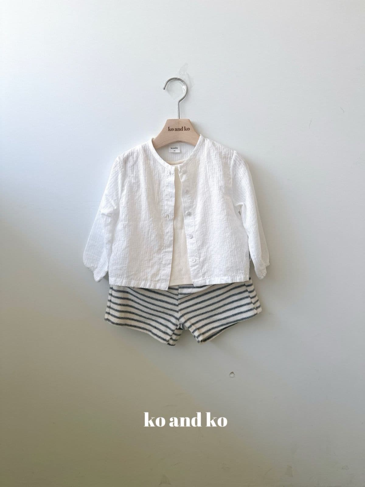 26 Summer) Co&Co Picnic Cardigan - 이미지 2