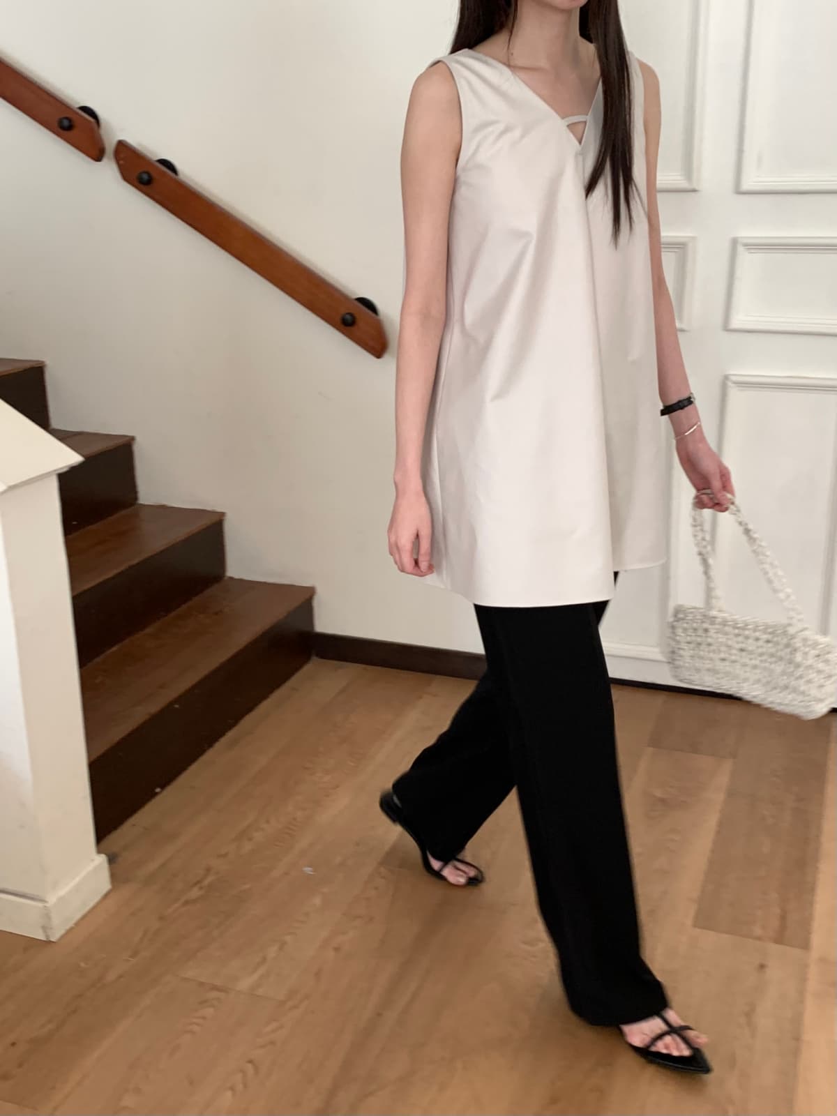 NARS sleeveless blouse - 이미지 13